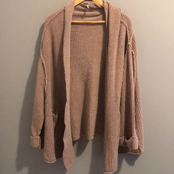 Free People Sweaters - FREE PEOPLE BIG CHUNKY OPEN FRONT CARDIGAN (M/L)
